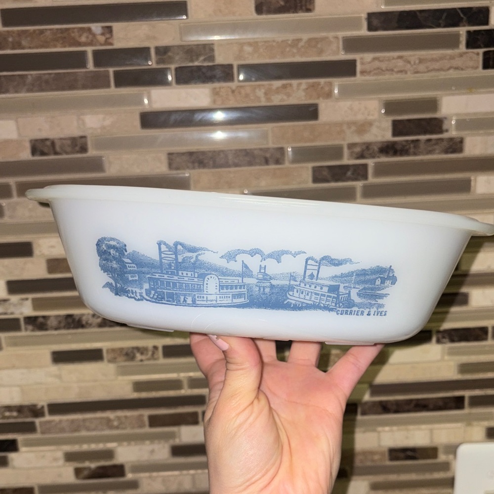 Glasbake Currier And Ives Vintage Steamboat 1 Quart Milk Glass Casserole Dish